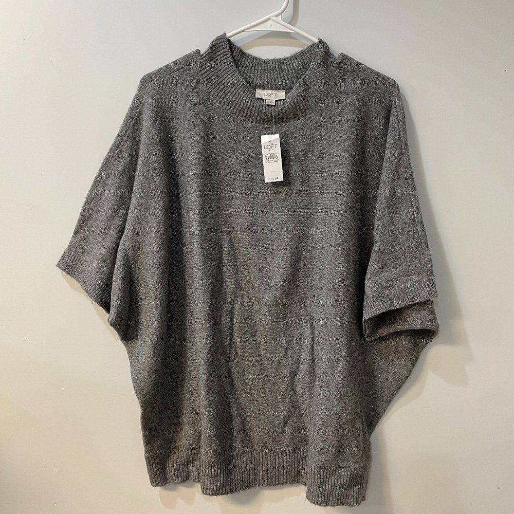 Loft Outlet Heather Gray Short Sleeve Sweater, Size Large (NWT)